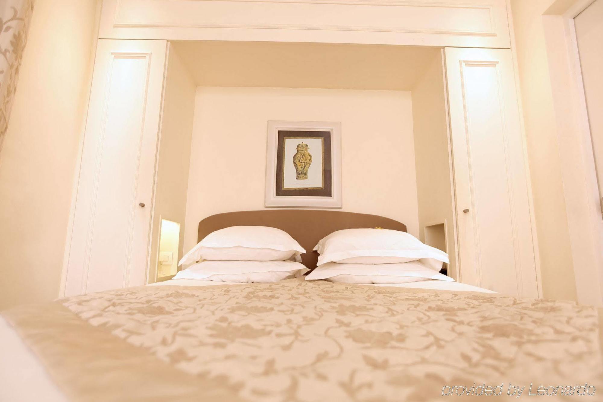 Arcadie Montparnasse Hotel